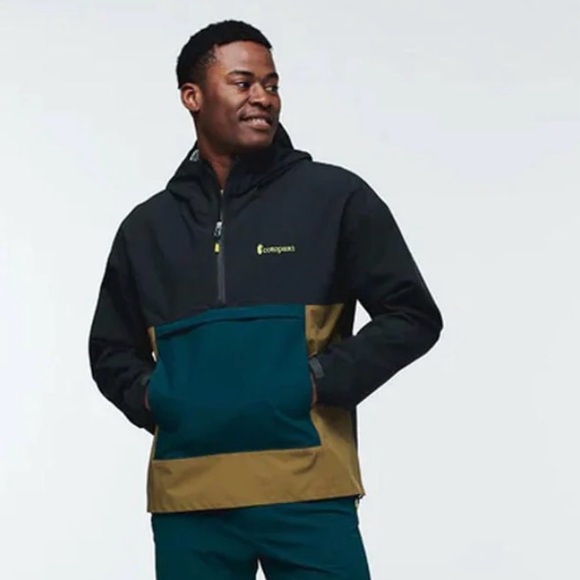 Cotopaxi Men's Black and Green Performance Jacket - Picture 4 of 7